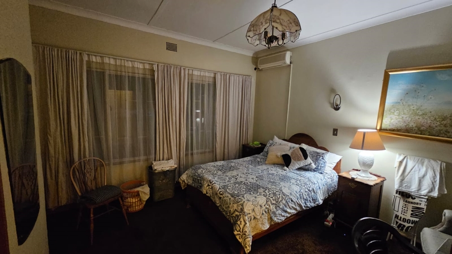 8 Bedroom Property for Sale in Irene Park North West